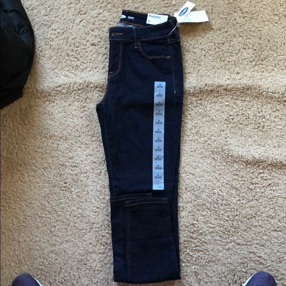NWT Old Navy Rockstar Super Skinny Jeans
